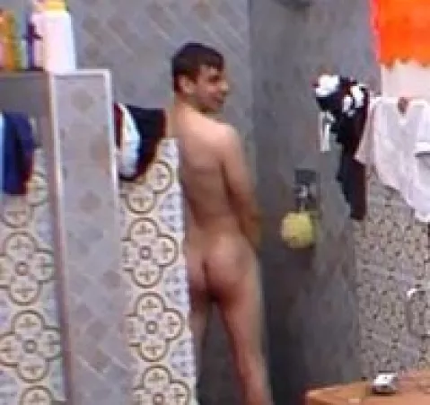 Nick BBCAN4 Quick Bum Shot by bbcanadam