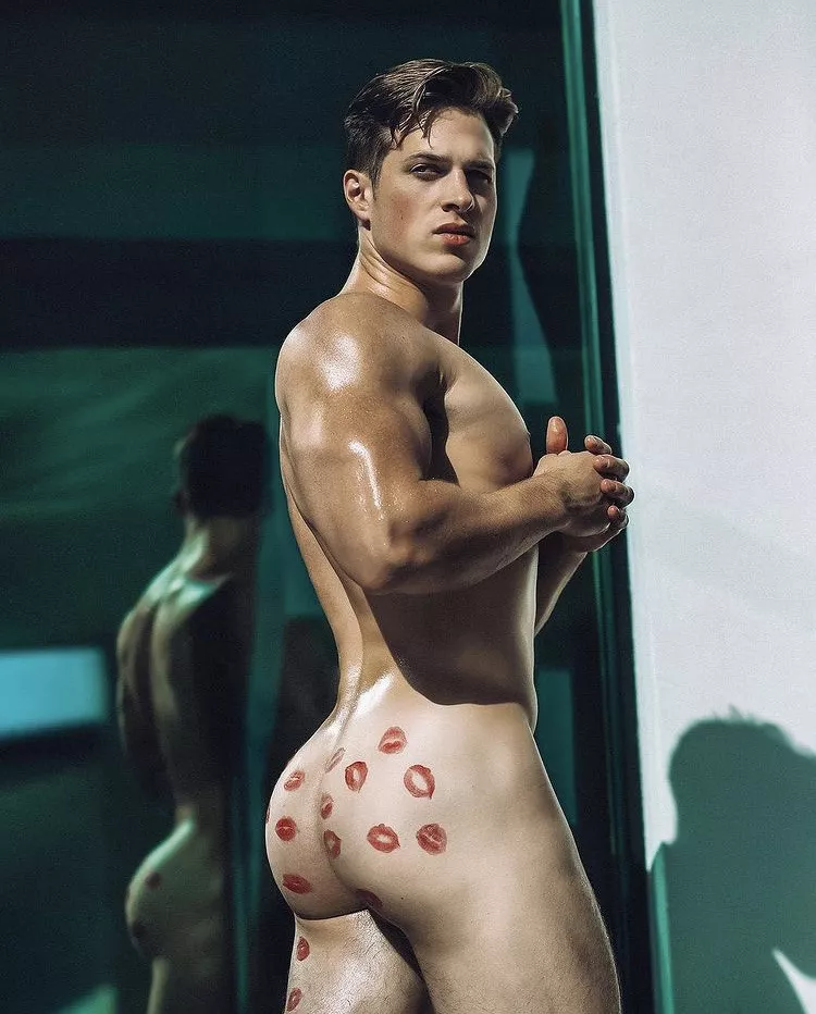 Nick Sandell posted by astroblueastro