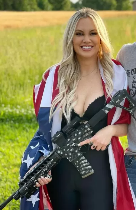 Nicole Arbour 🔥 by Nick3492