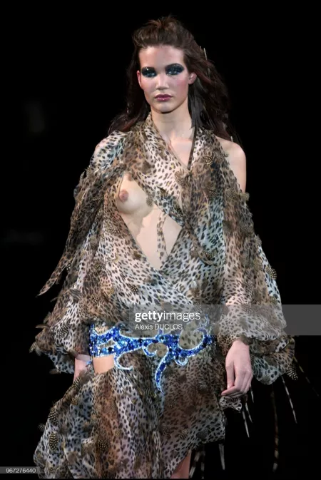 Nicole Witte | Jean-Louis Scherrer, Paris haute couture S/S 2003 by maxwe11d