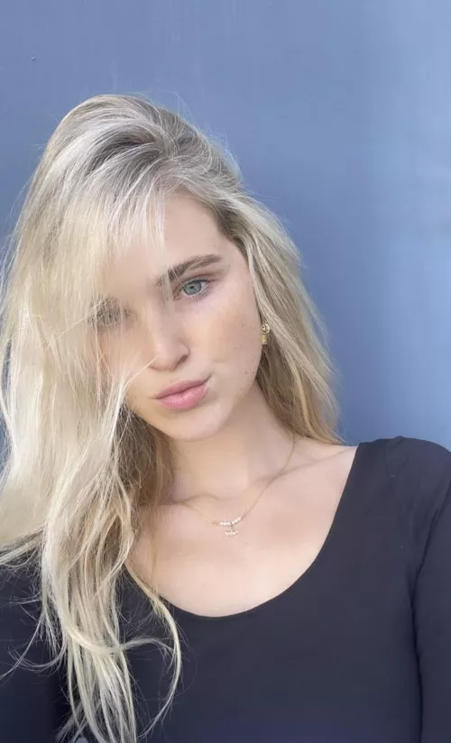 Nikki Alexa Reynen by yiurk12