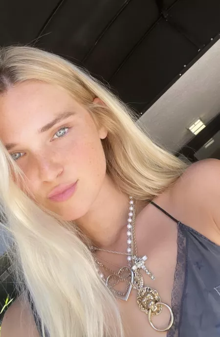 Nikki Alexa Reynen by yiurk12