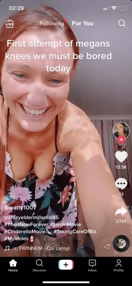 Nipples blatantly out she knows what she’s doing 👀👀👀 by Midsbbc91