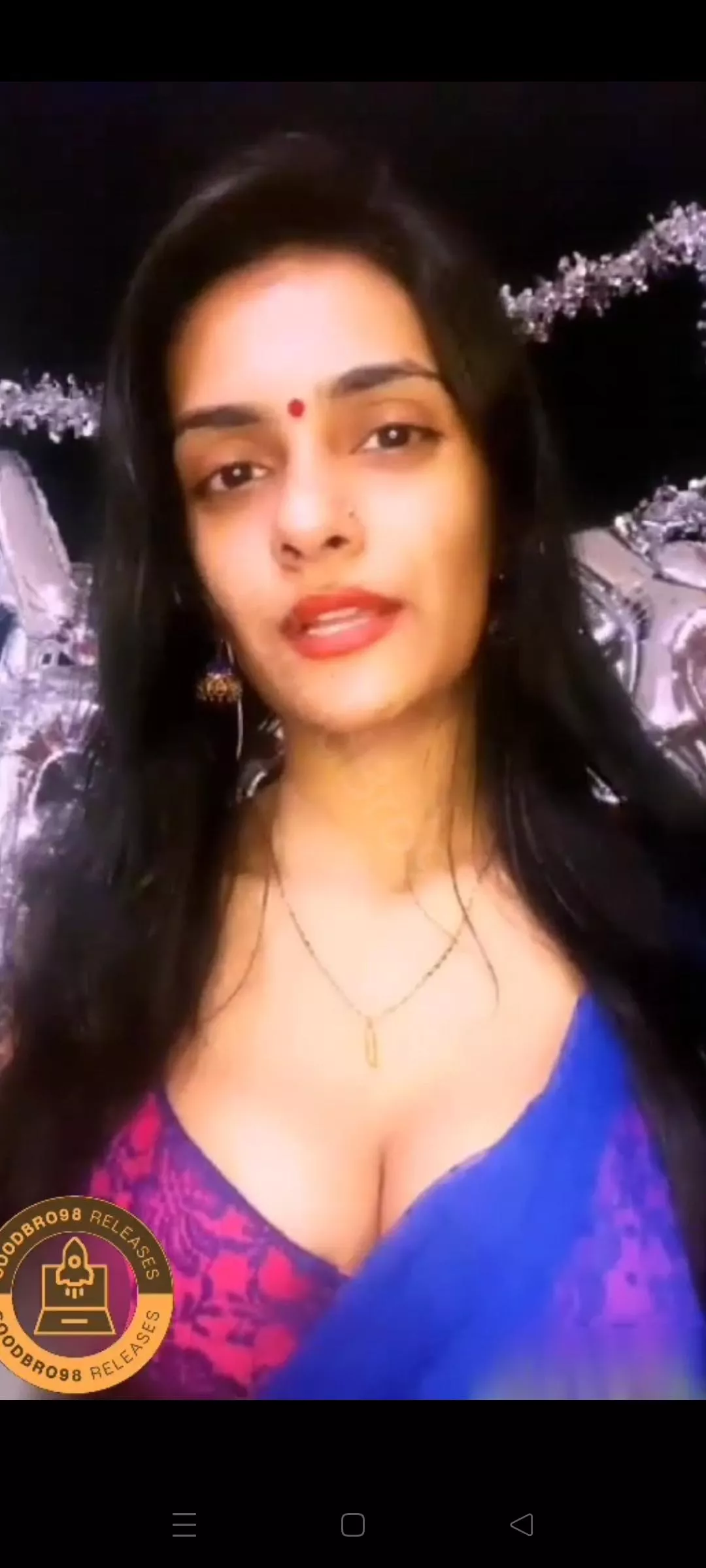 😍Nishala Nishanka Hot saree🥵 live Premium playing with vib**tor🤤 with sounds 💦 👇👇👇 posted by Azure_Fig_8992