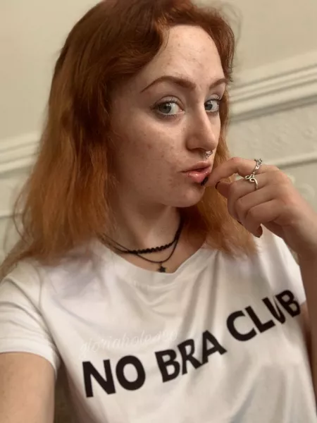 no bra club by gloriahole420