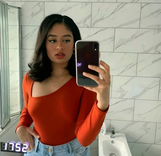 No bra days🤪 by new1xoo