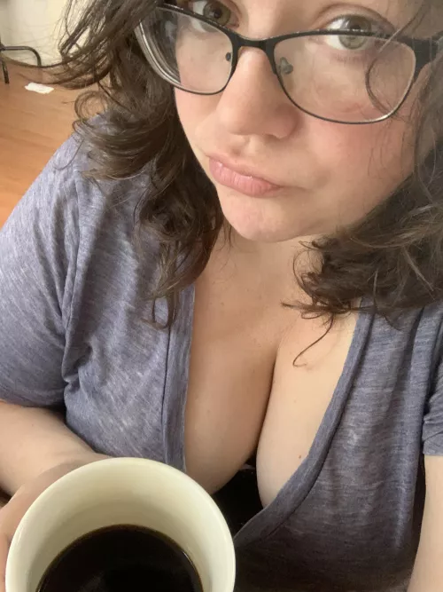 No fancy stuff for me this afternoon.Home brew from this morning, microwaved. 🙁 by Affectionate-Note636