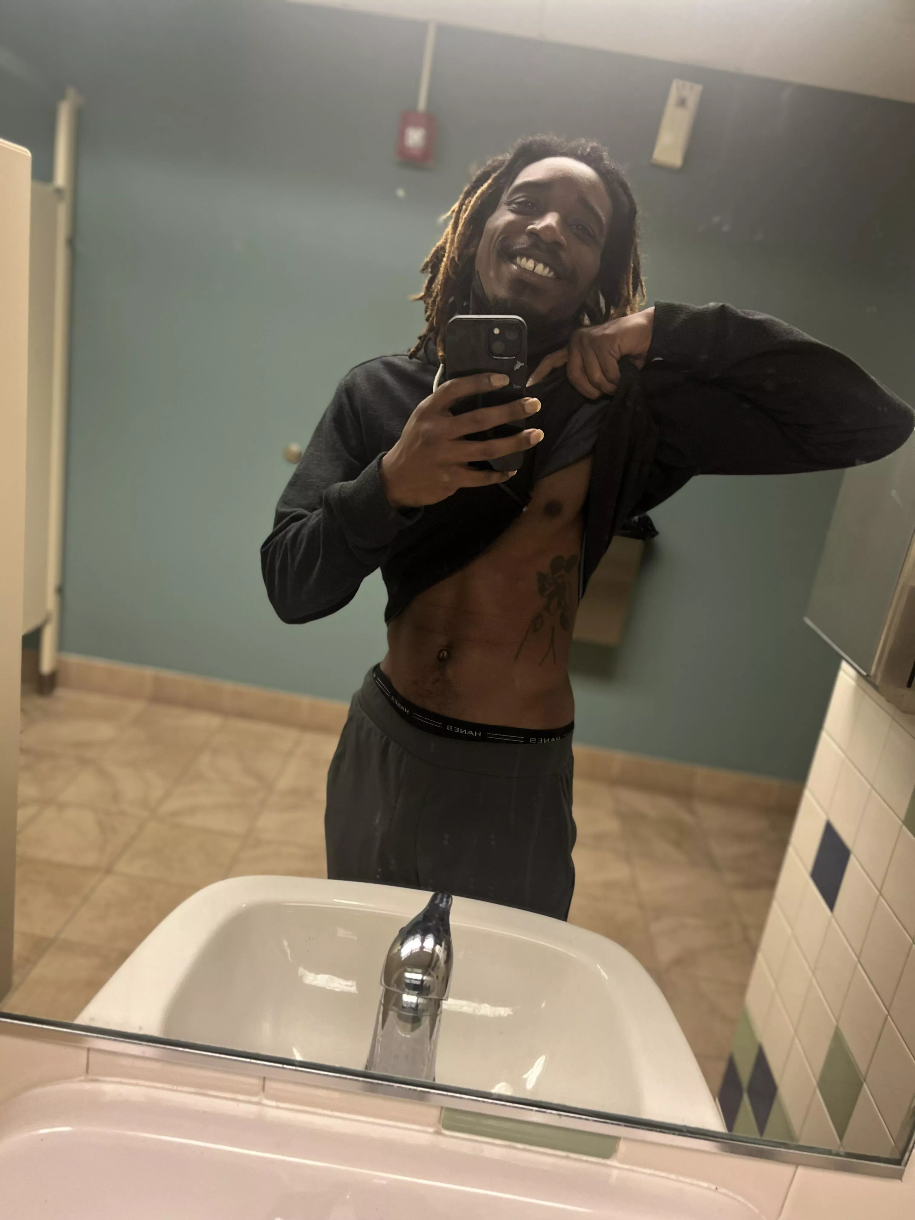 No gym november effects 😅 posted by RocketmanLo