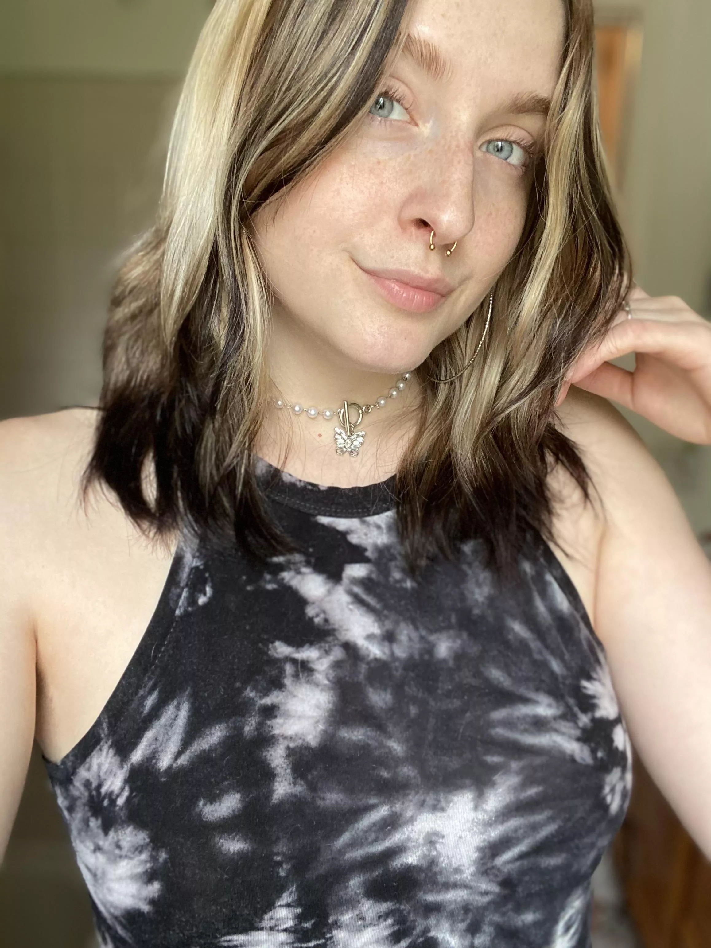 no makeup monday! posted by wiinierox