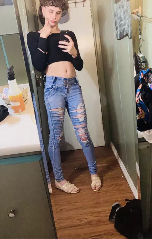 No makeup or filters all natural 🥴 by leahtrap