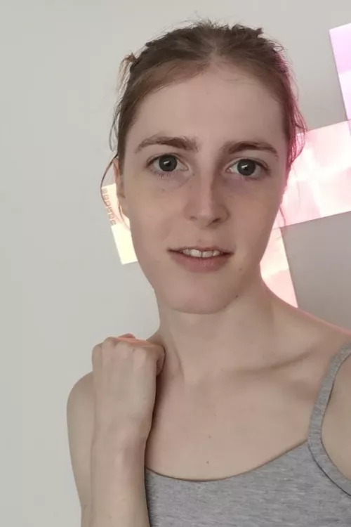 no makeup selfie 😊 tell me i look cute pls✨ by lilhyperpotion