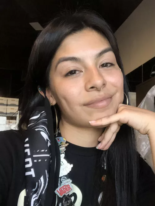 No makeup, work selfie 😊 Mexican & Vietnamese by chiniiiz