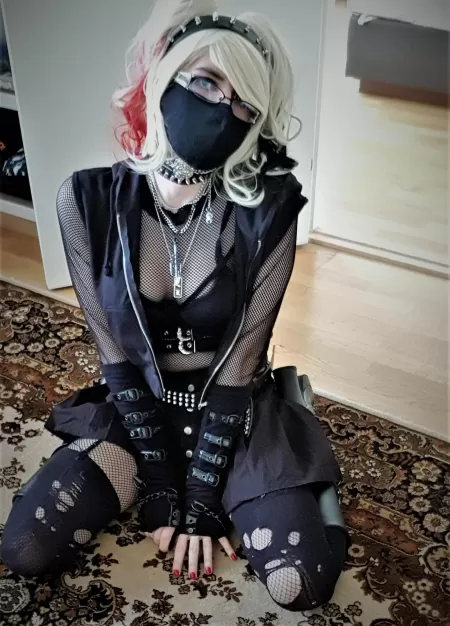 no new outfit yet so here's another picture of this one... by ShadowPrincessN7