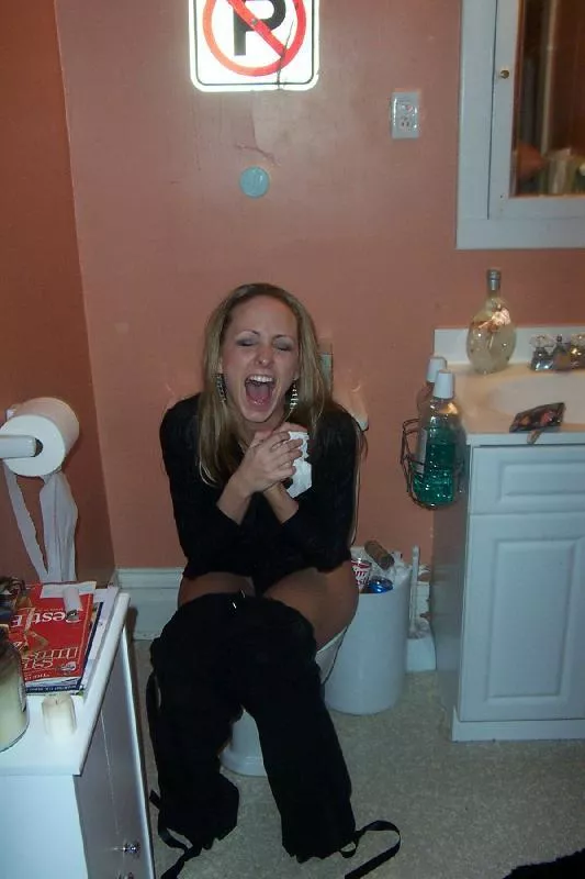 No Parking Allowed (2 MiC) posted by CatpainTpyos