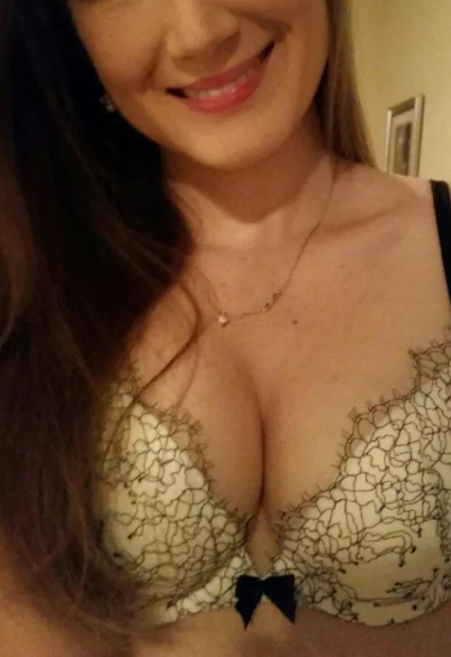 No real downblouse in scrubs ...will u settle for what's underneath ;) by NotEntirelyStable412