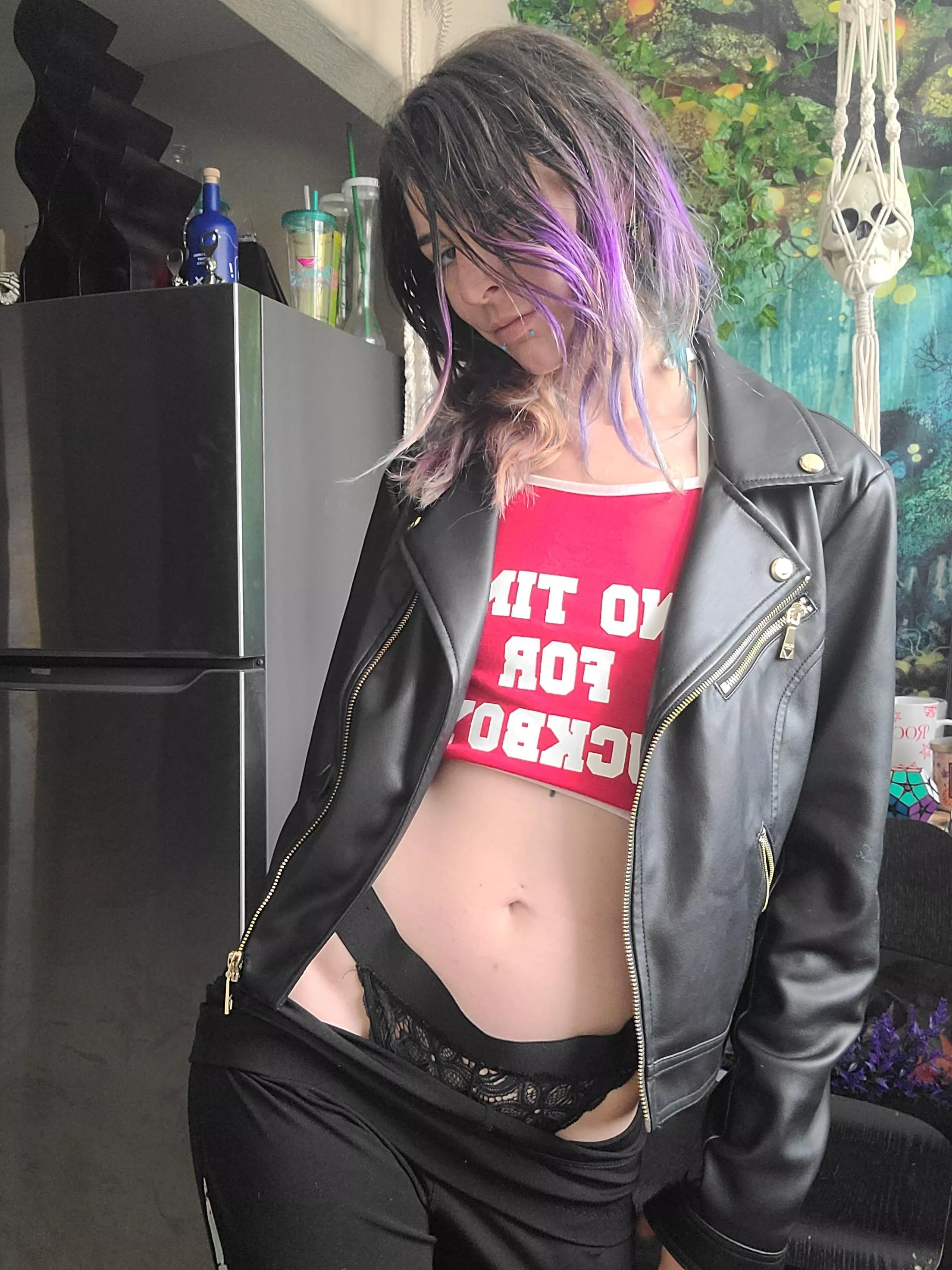 No time for fuckbois, just good subs and masters 😈 is that you? posted by kingdomthads