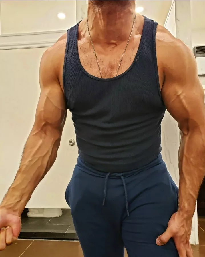 No you can't wOrk iN posted by omegachadd