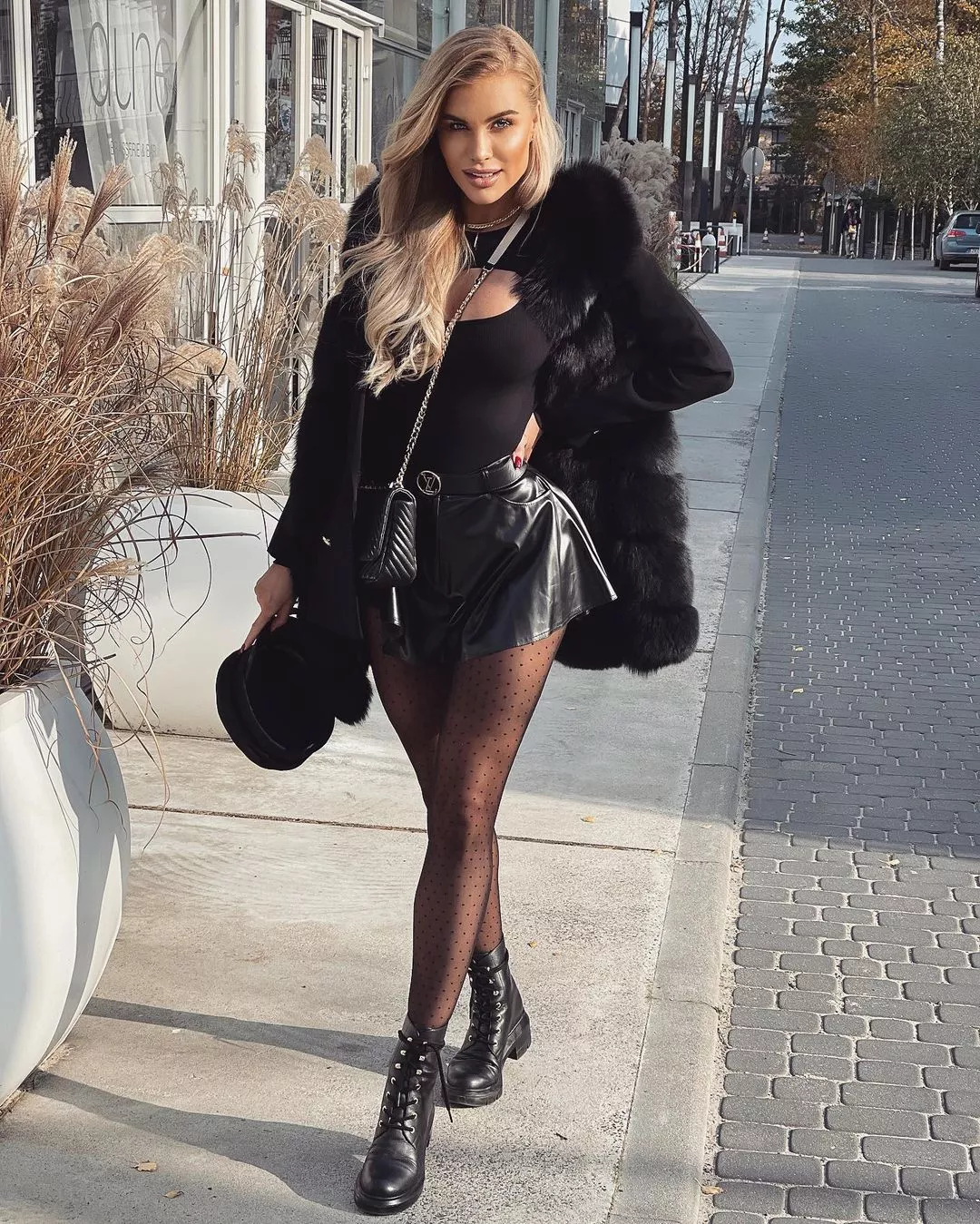 Noel Nathlia posted by gooningaccount