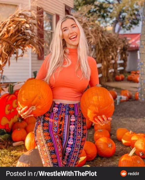 Noelle Foley and her big titties by MaskedHurricance
