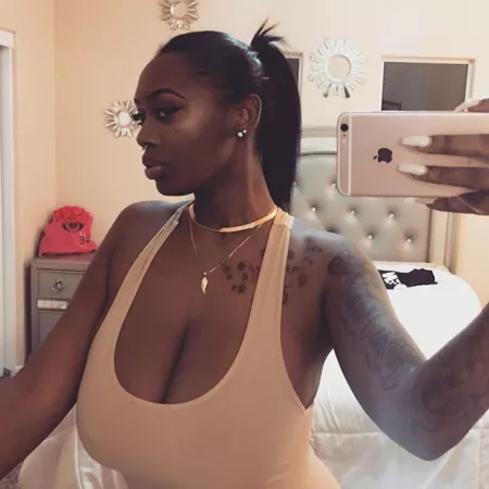 Nonnie O by pornostem