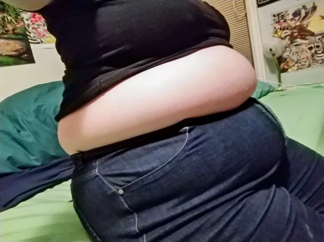 Not a muffin, it's a donut by bigtittywizard