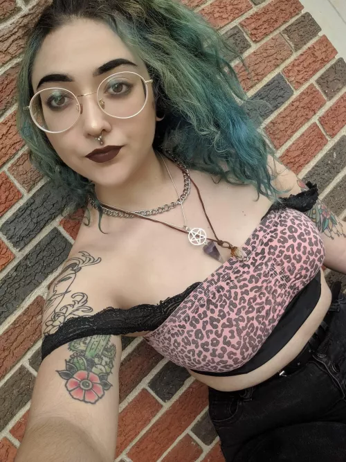 Not a nude, but I got new glasses and wanted to show them off :) a little nervous about them, so no rude comments please ♥️ by EmyClairee