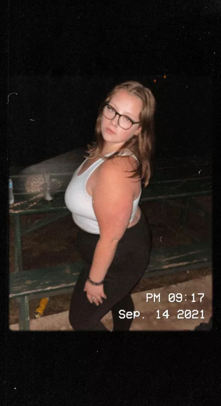 Not anything too revealing just wanna show off my body ❣️ F23 by mariahh1616