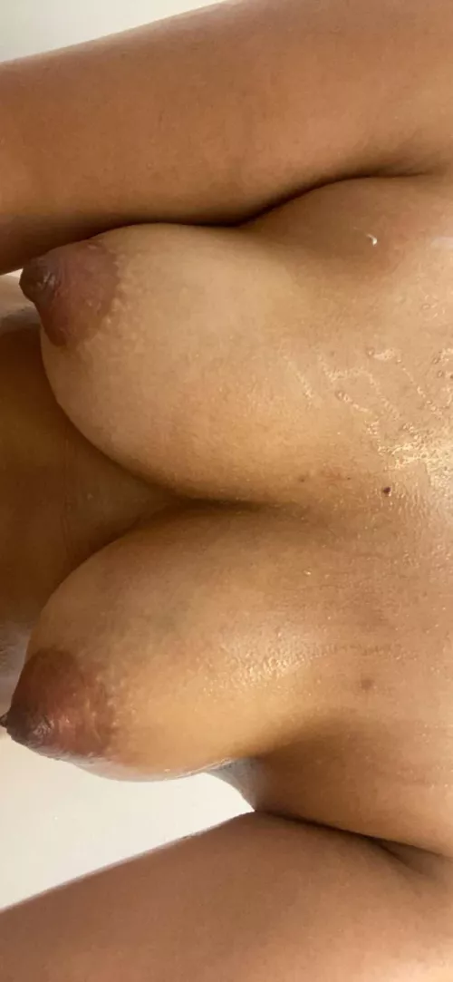 Not as big as some of the others but filled with milk ;) by Persian_MilkSlave