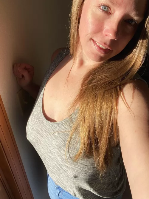 Not even the sun can make my pokies calm down! by Foxxthemisses