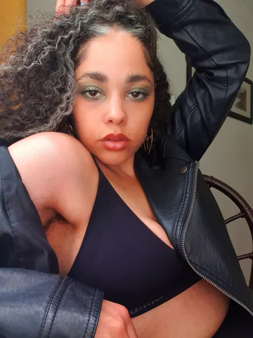 Not having the best time lately.. F28 by ohhibeatriz