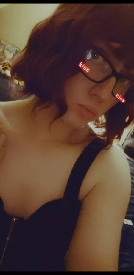 Not sure how I feel about this pic 😬 by psychonaut4020