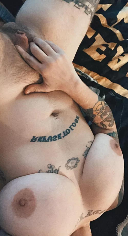 Not sure if I wanna be used or useful 🥺 by QueerFaceFuck420