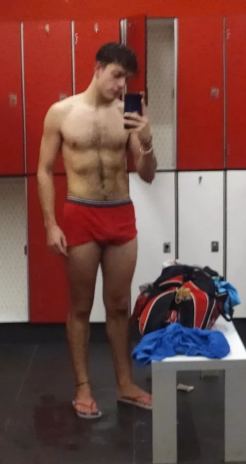 Not sure if I'm hairy enough to be considered an otter. What do you guys think? by Basquecloset