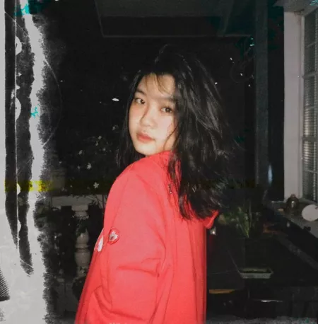 Not sure if my pose worked well here or not. What do you think of it? (Chinese x Filipina) by cryingintomymanga_