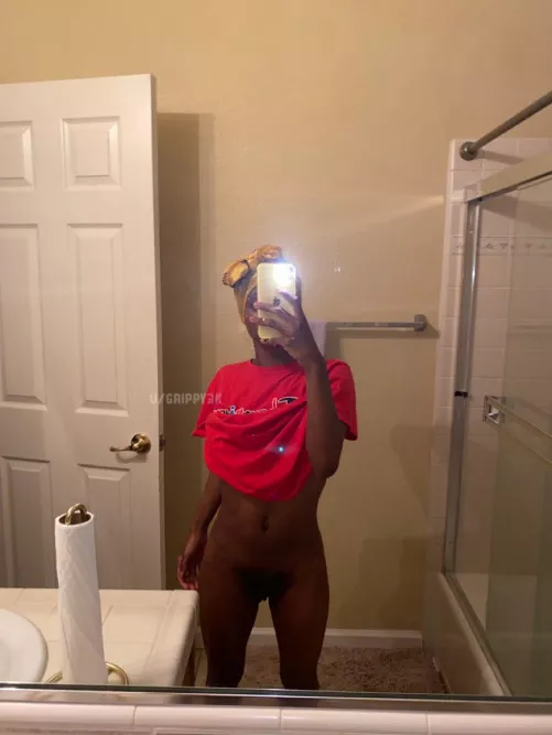 Not wearing panties is fun. I think I am down for a quickie 😋 by grippy3k