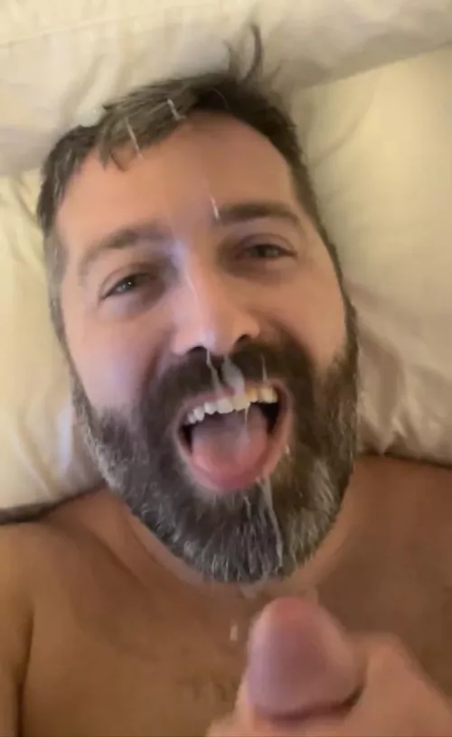Nothing feels better than a nice warm load to the face from a handsome man by exhorb