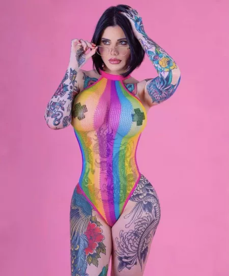 Nothing left to the imagination by HeinzGeoff