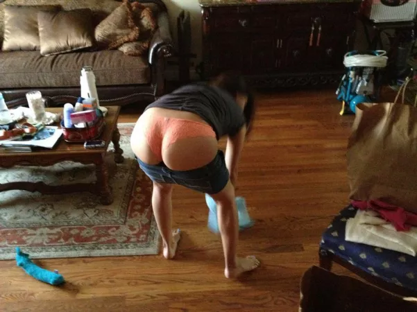 Nothing like a good Spanish cleaning lady by peppy45