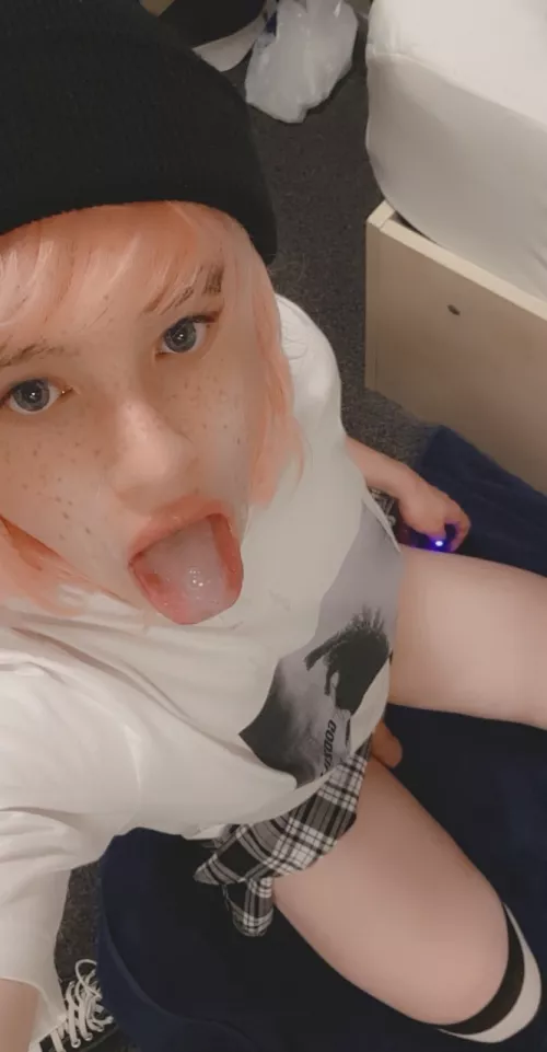 Nothing tastes better than a stranger's cum~ by ChildishSleeptalk