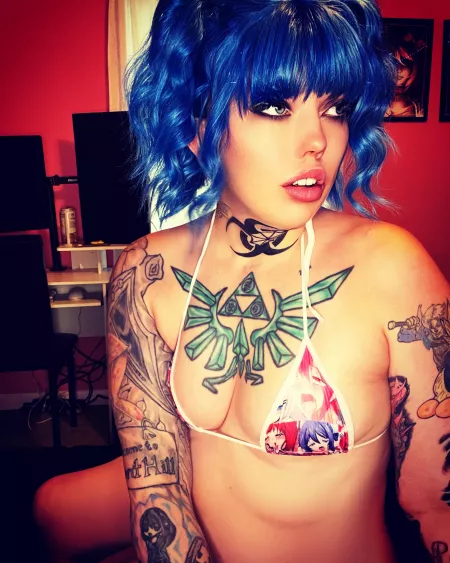 Notice me, Senpai by Milla_Fenix