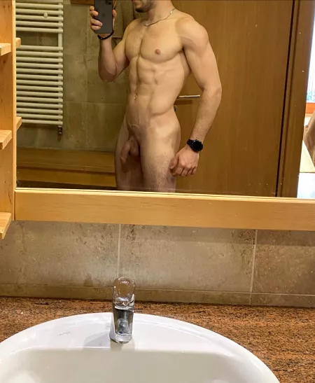 Now it's all clean...😇 by RobMilds