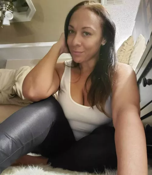 Now the Holidays are over let's re-adjust your focus... by tiff-the-dip