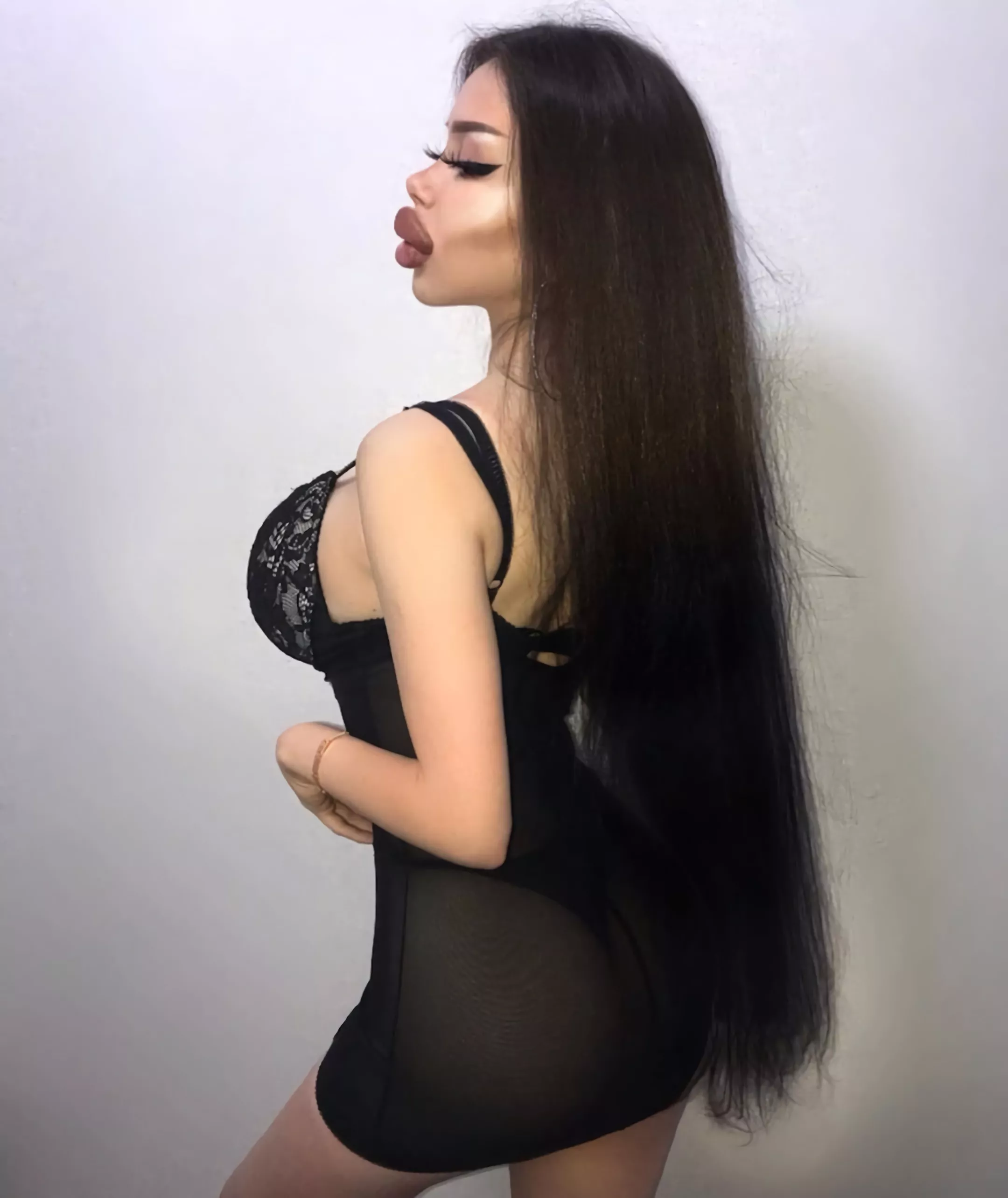 Now this is a wonderful side profile! posted by Marathon1981