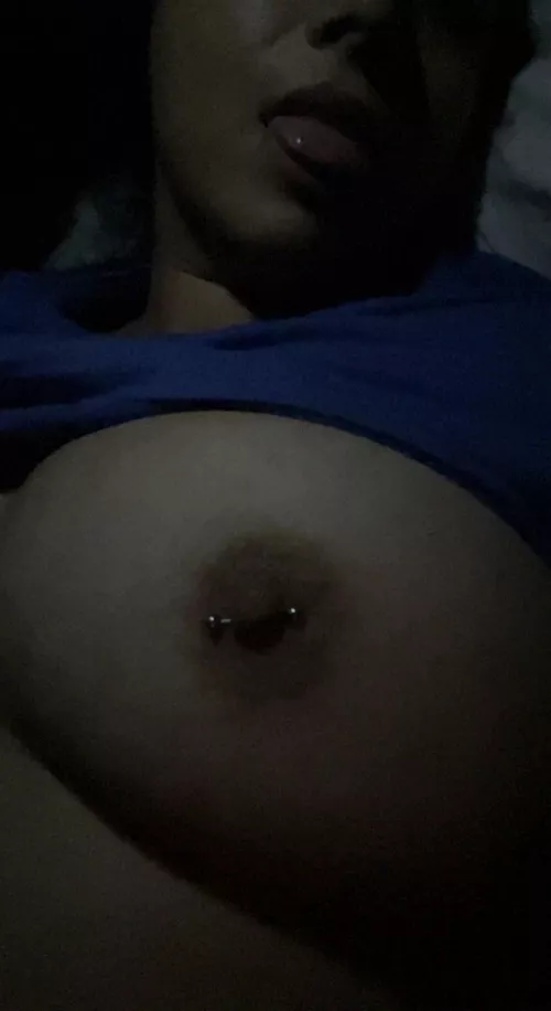 NSFW A little chilly ❄️ by QHarleyJ