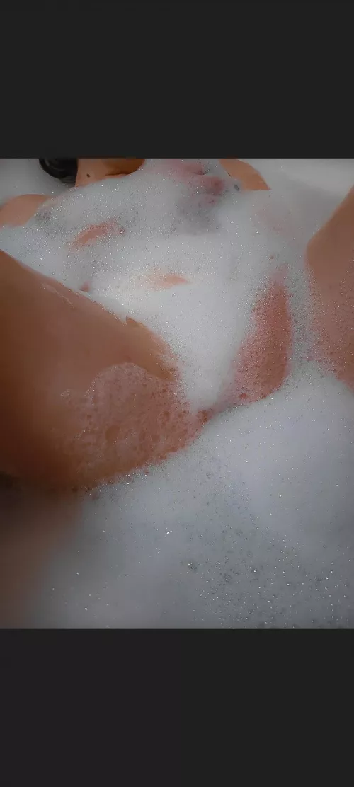 NSFW bath time! More on profile/link :) by RaelynnandKylie