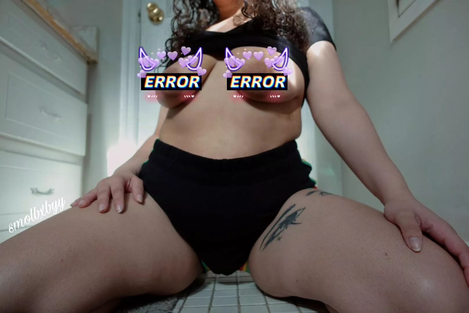 [NSFW] You can call me mami 😈 posted by smolbxbyy