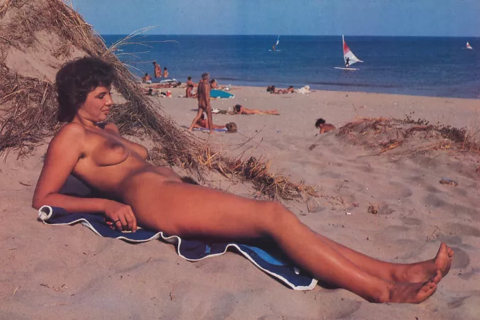 Nude beach day, on the sidelines by NaturistPictures