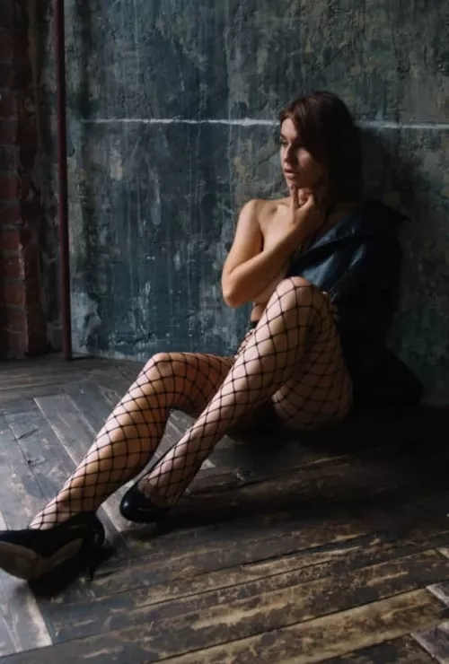 Nudity needs at least a piece of underwear to be sexy by Impossible_Feelings