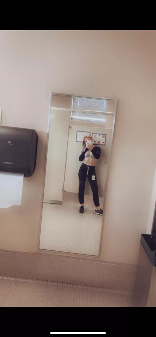 🩺 Nurse Nicole by Peachypuppyyy