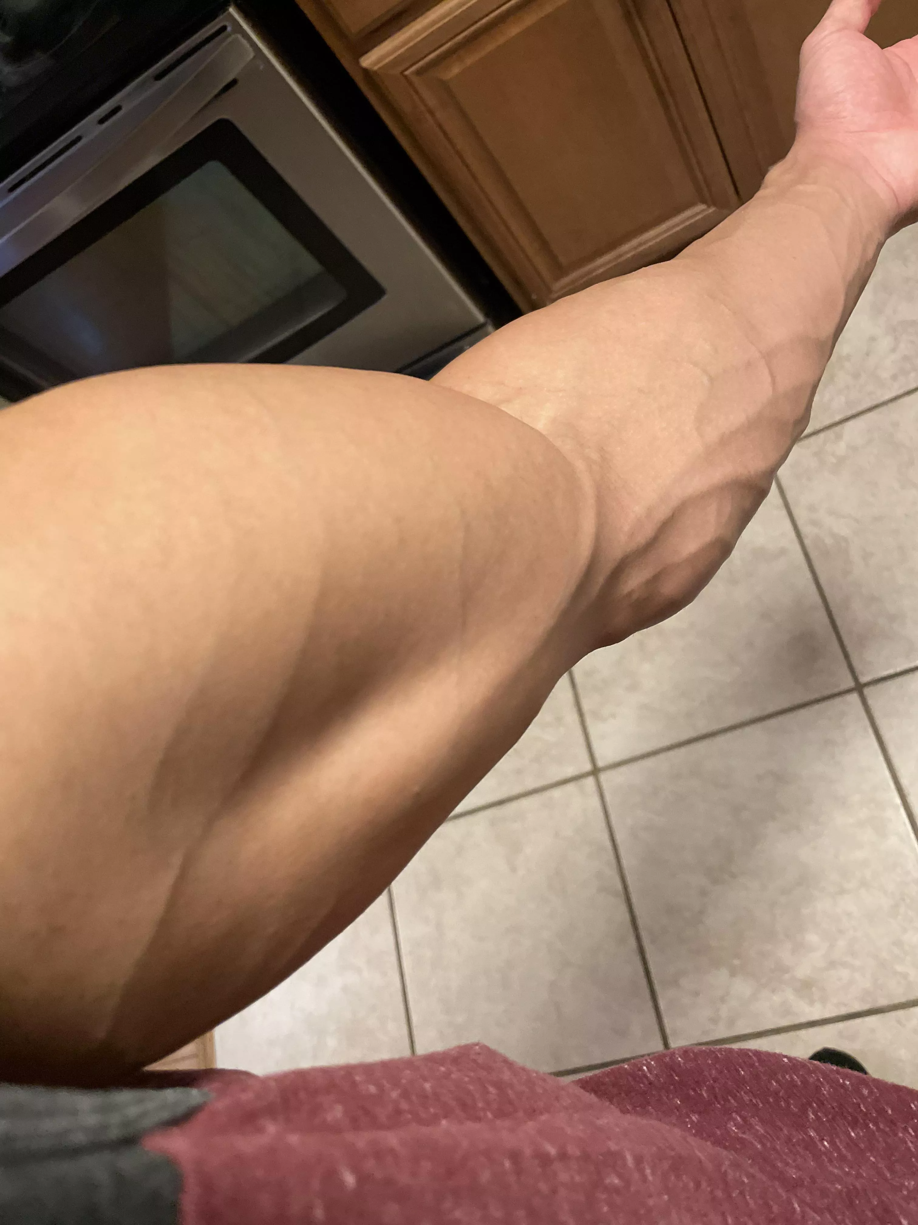nurse still had a problem finding the vein 🤨 posted by novagains